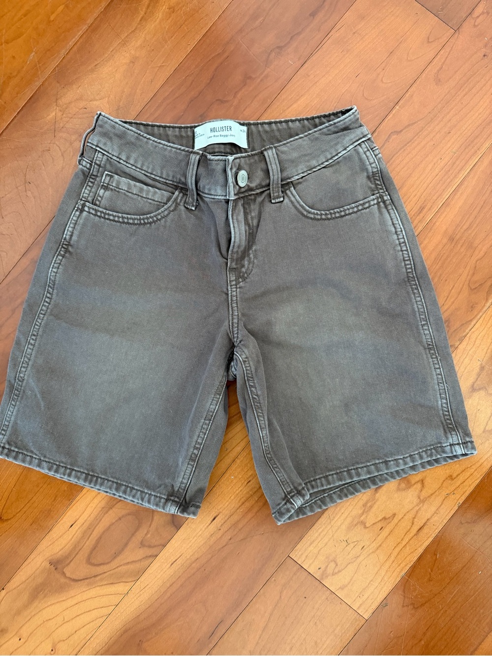 Hollister Low-Rise Baggy Jort